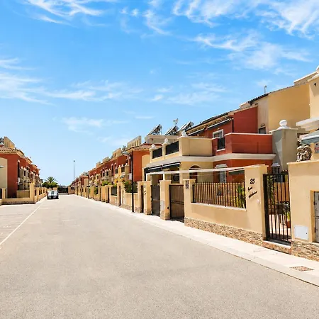 Altos De La Baha Spacious Townhouse With Private Garden Pool Feriehus *