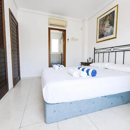 Feriehus Altos De La Baha Spacious Townhouse With Private Garden Pool