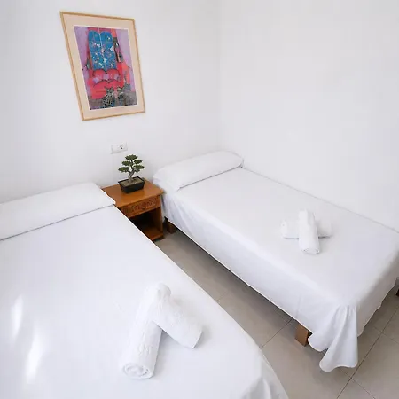 Feriehus Altos De La Baha Spacious Townhouse With Private Garden Pool Torrevieja