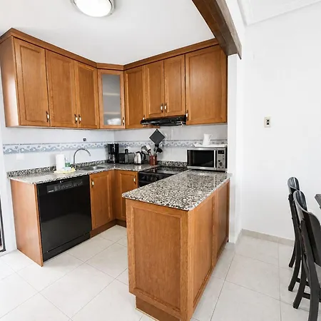 Altos De La Baha Spacious Townhouse With Private Garden Pool Feriehus